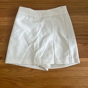 Love Tree White Tennis Skort